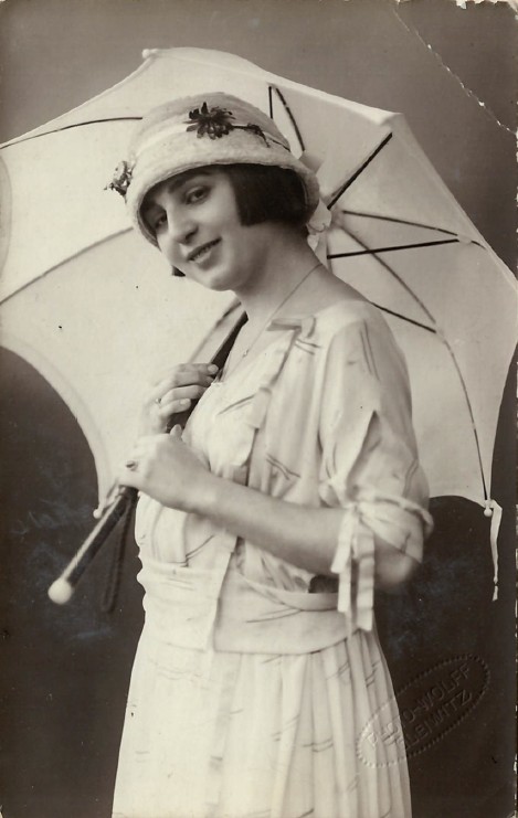 Foto van Kiki's moeder, Kiki's moeder: Alice Vorreiter-Amsberg