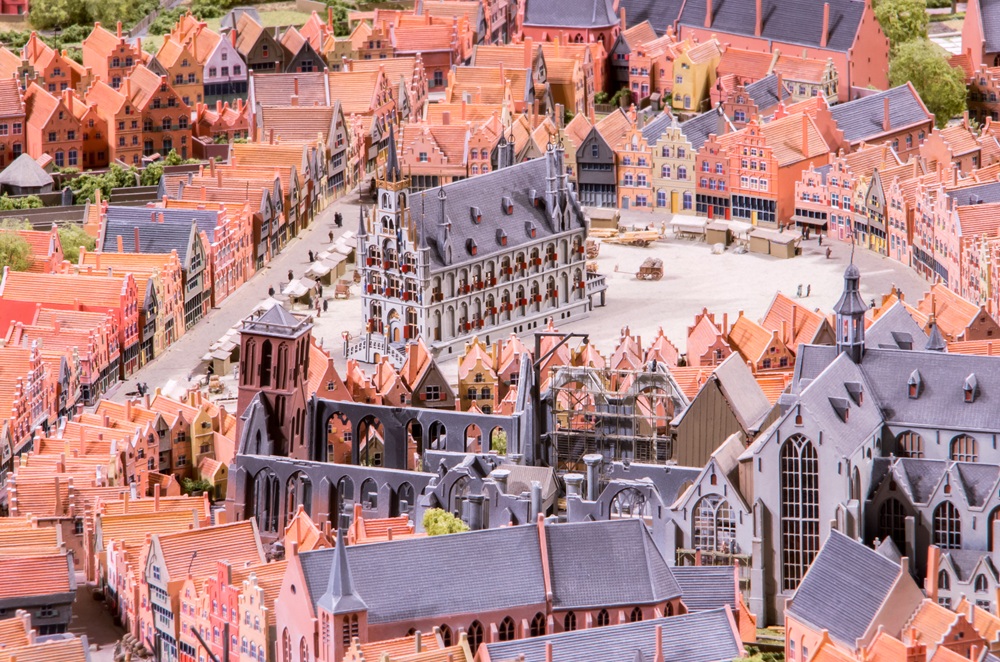 De verbrande kerk, detail van de maquette van Gouda in het Museum Gouda. Foto: MG.